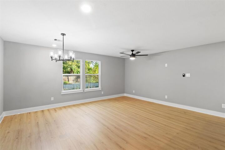 Property Photo: 4034 Wylie Street TX 77026