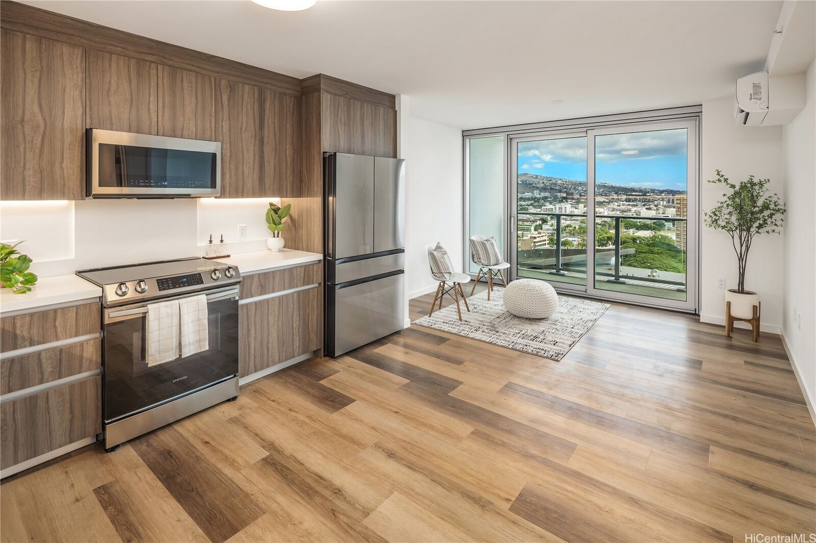 Property Photo:  1515 Liona Street 1903  HI 96814 