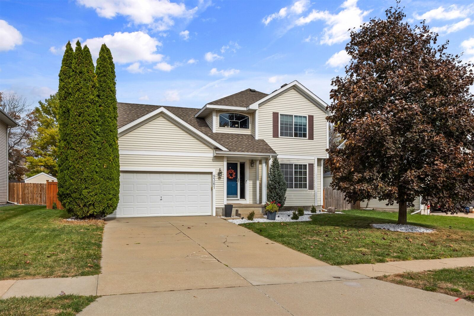 Property Photo:  9361 Lake Drive  IA 50266 