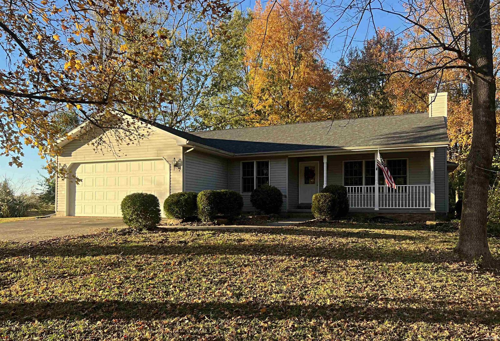 Property Photo:  158 W 300 S  IN 47501 