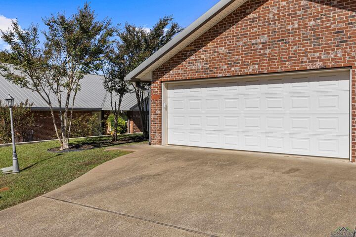 Property Photo: 1807 Paverstone Lane TX 75605