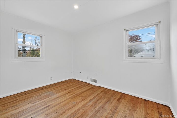 106 E Eckerson Road  Spring Valley NY 10977 photo