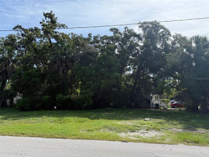 Property Photo:  2600 E 25th Avenue  FL 33605 