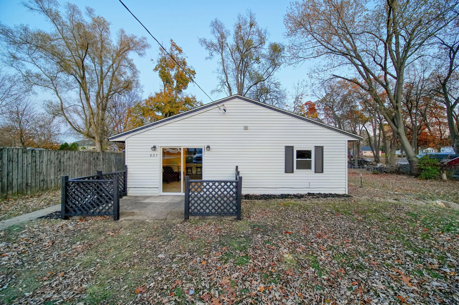 Property Photo: 937 Longfellow Avenue MI 49202