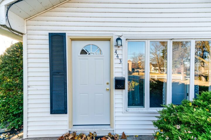 Property Photo: 443 N Main Street IL 60084