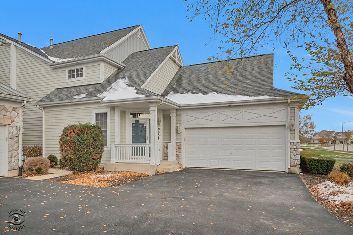 Property Photo: 8654 Saddlebred Court 8654 IL 60423