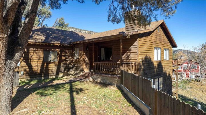 Property Photo: 632 Julin Trail CA 93225