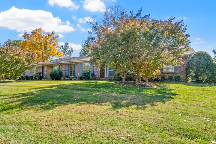 Property Photo:  315 Irene Dr  TN 37043 