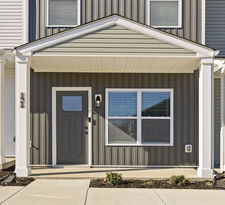 Property Photo:  121 Front Ridge Circle  TN 37040 