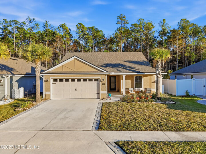 Property Photo:  136 Eagles Landing Lane  FL 32095 