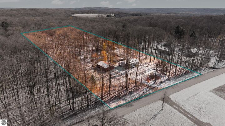 Property Photo: 2427 Montgomery Road MI 49615