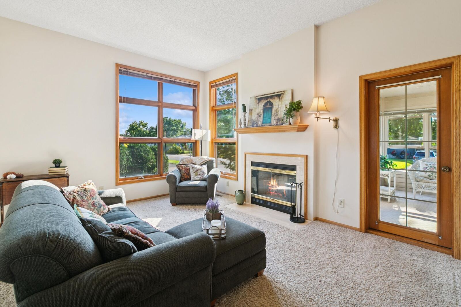 Property Photo:  613 Sullivan Drive NE  MN 55421 