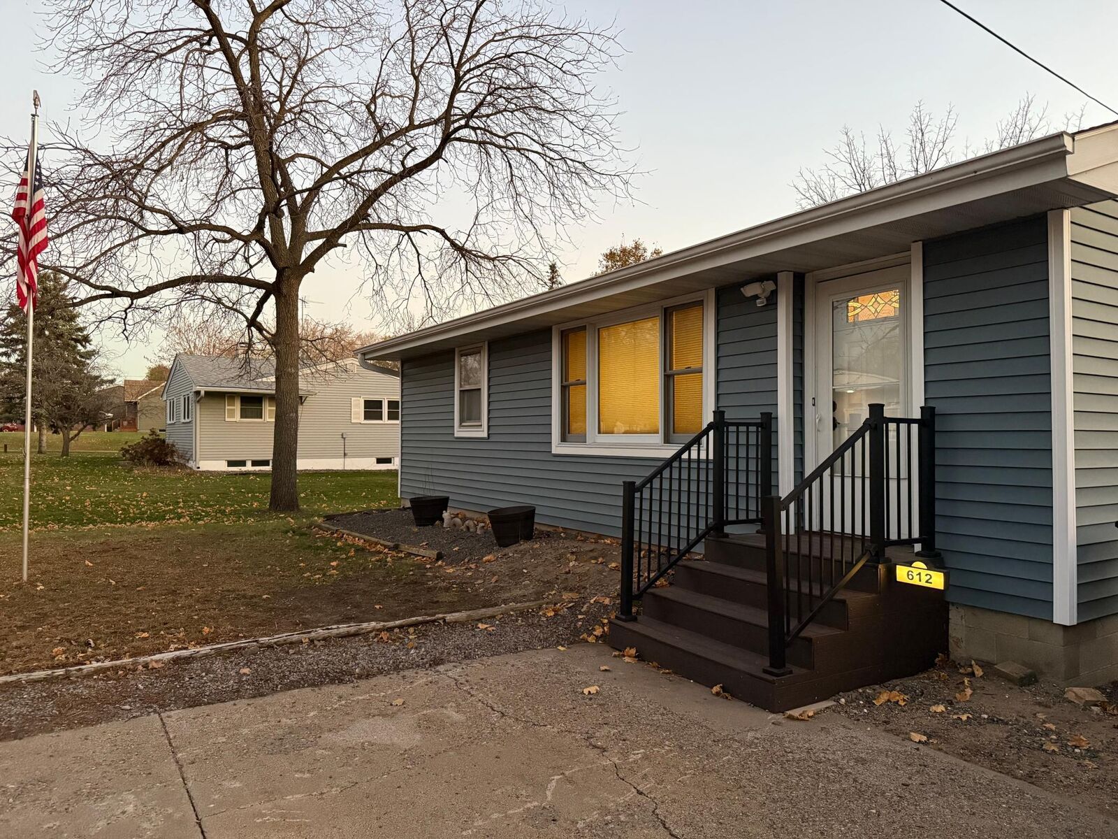 Property Photo: 612 E 3rd Street MN 55362