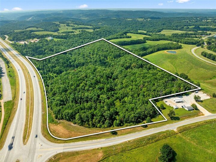 Property Photo:  000 N 65 Highway  AR 72662 