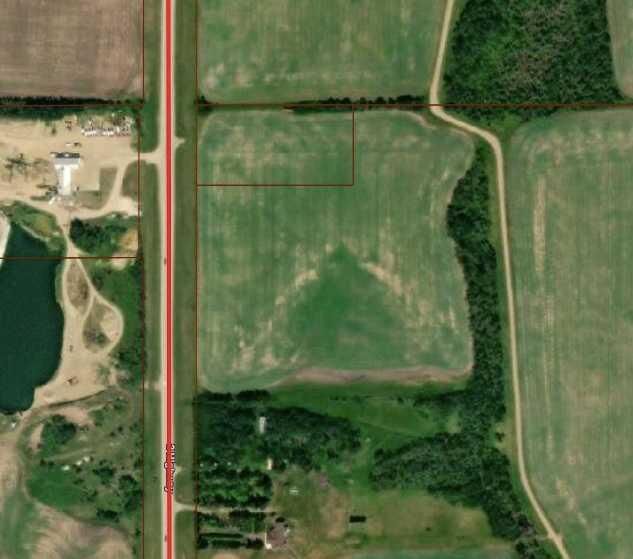 Property Photo:  On #2/35 Highway  AB T0H 1W0 