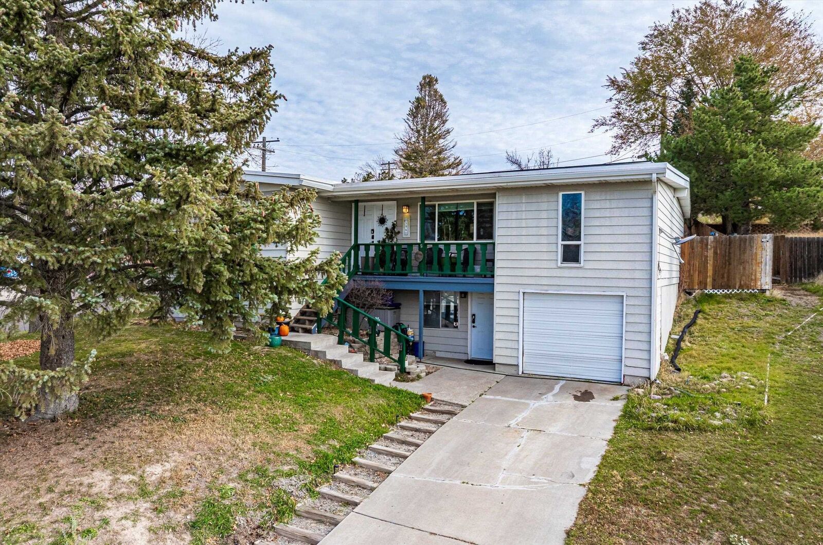 Property Photo: 596 Hyde ID 83201