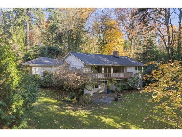 Property Photo:  13248 S Iron Mountain Blvd  OR 97219 