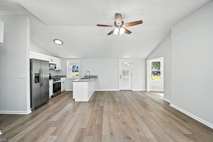 Property Photo: 7 Lighthouse Dr VA 23664