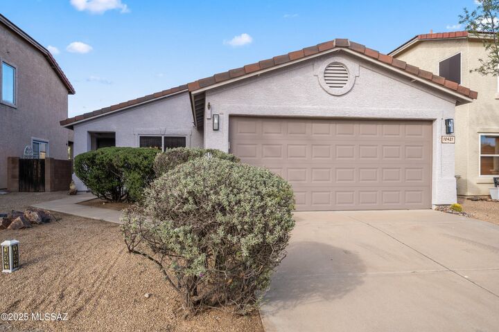 Property Photo:  10421 E Haymarket Street  AZ 85747 