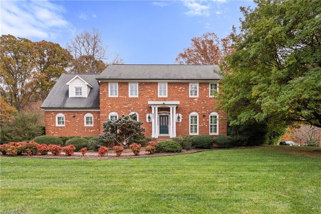 Property Photo:  985 Longreen Drive  NC 27284 