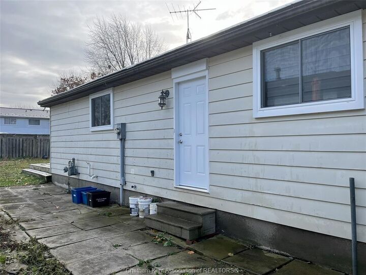 Property Photo: 44 Larkwood Street ON N8A 4T5