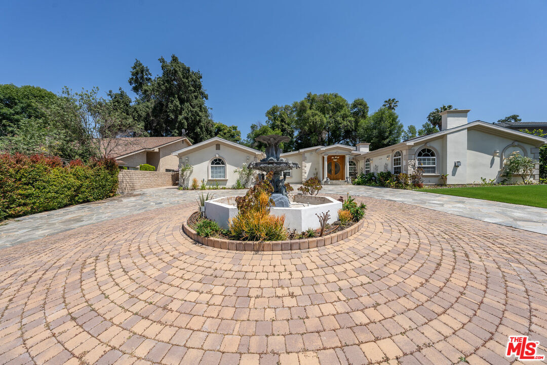 Property Photo: 4112 Old Topanga Canyon Rd CA 91302