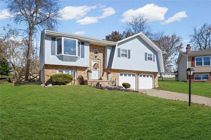 Property Photo: 1118 Linden Court IL 62522