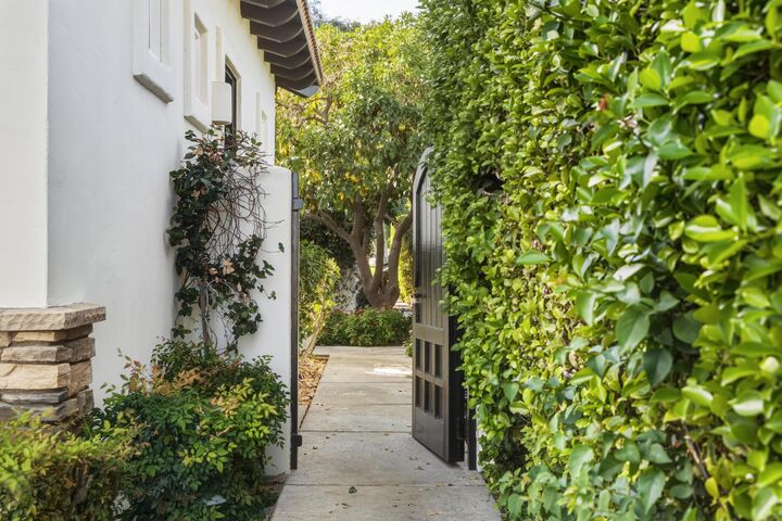 Property Photo:  45737 Club Drive  CA 92210 