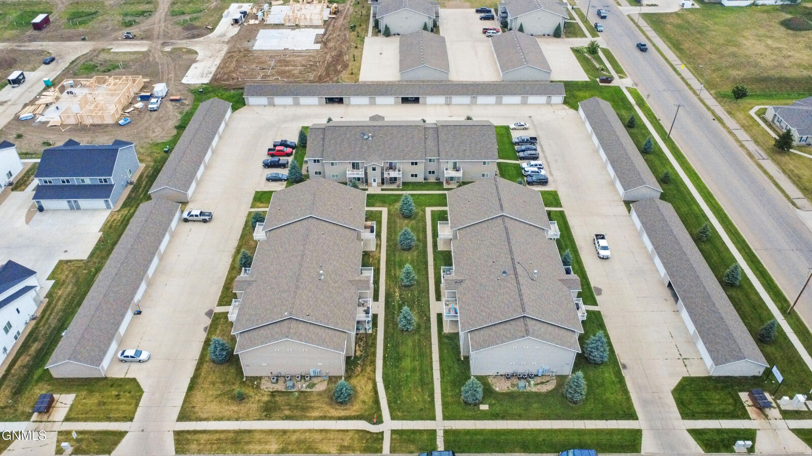 Property Photo: 4040 McKenzie Drive SE 6 ND 58554