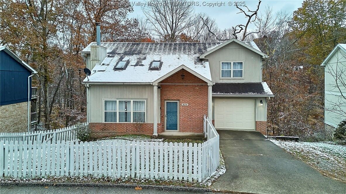 Property Photo: 820 Gordon Drive WV 25303