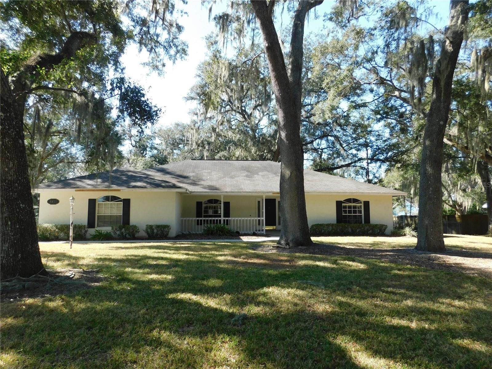 Property Photo:  5821 Buck Run Drive  FL 33811 