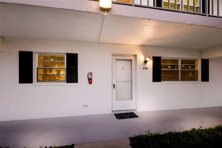 Property Photo: 4761 Independence Drive 4761 FL 34210