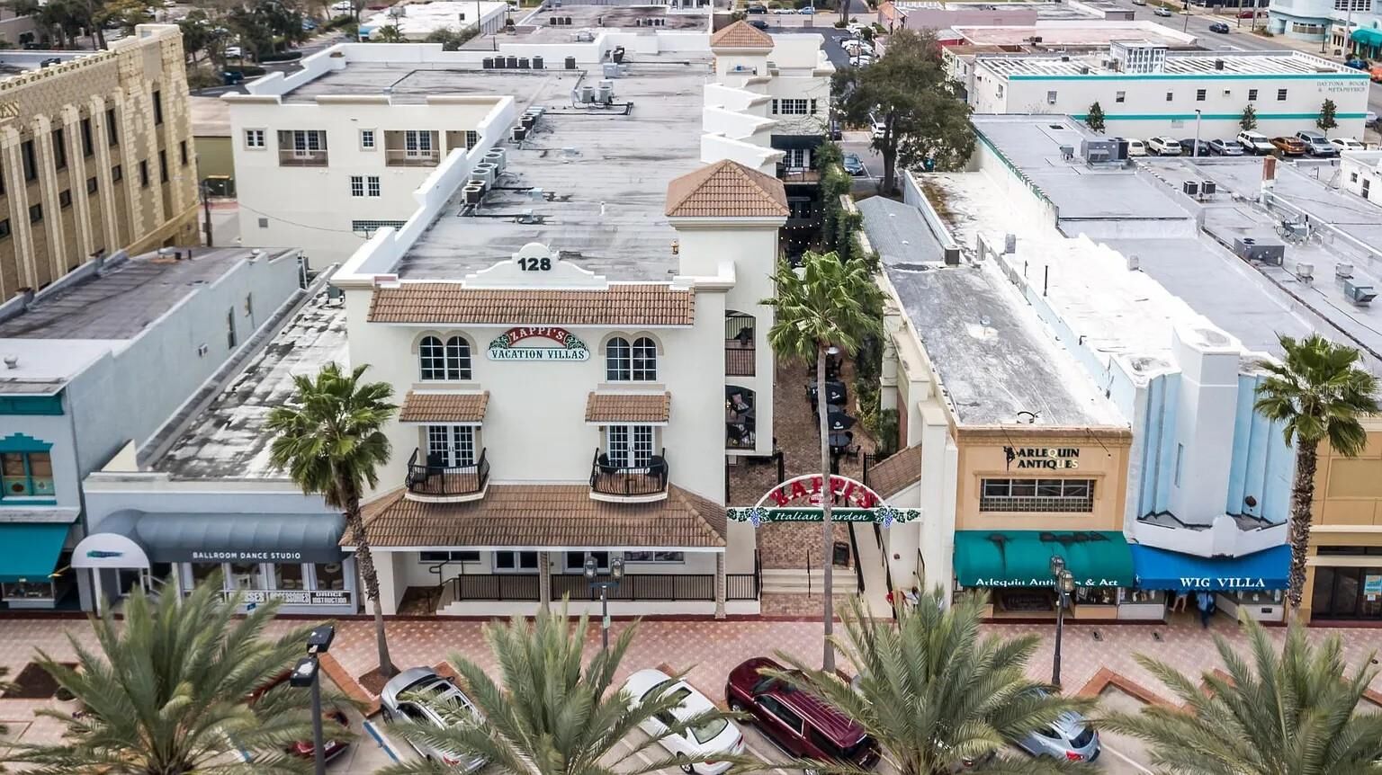 Property Photo: 128 S Beach Street 206 FL 32114