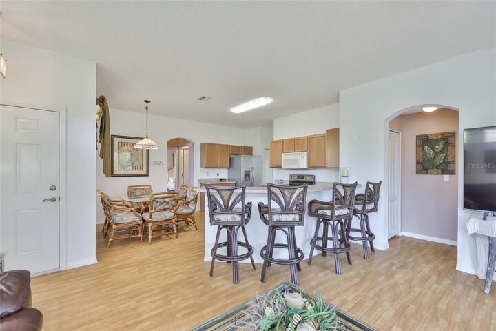 Property Photo: 1219 Fairway Greens Drive FL 33573