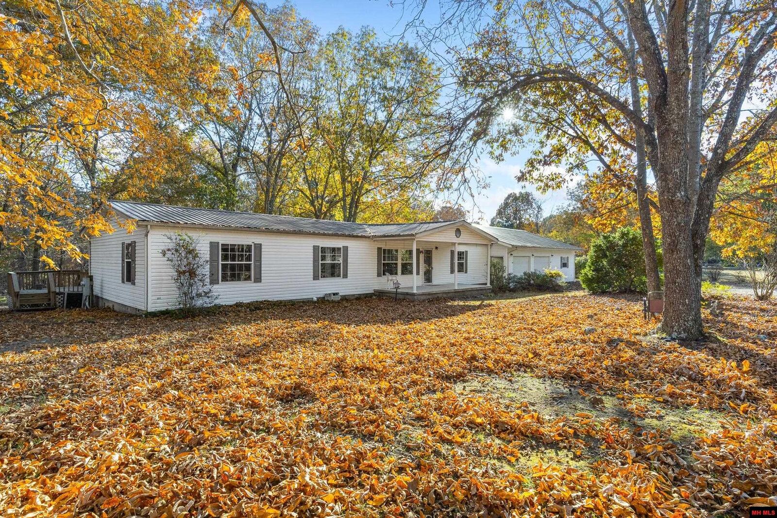 Property Photo: 222 Sky Ridge Road AR 72653