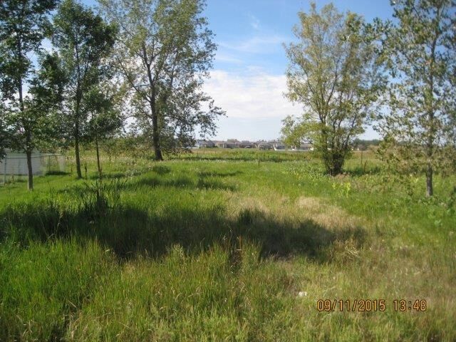 Property Photo: 921 27th Ave NW ND 58703