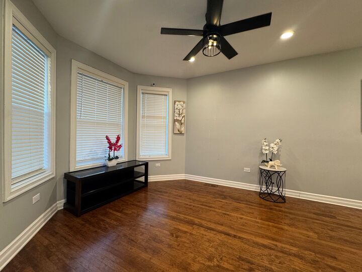 Property Photo: 4317 W 21st Place 1 IL 60623