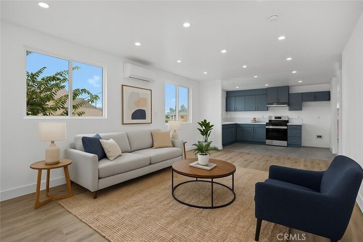 Property Photo: 2417 S Stanford CA 90011