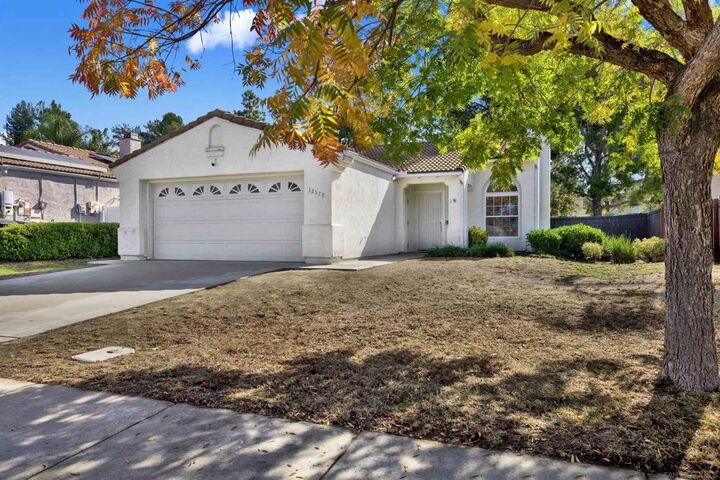 Property Photo: 32579 Strigel Ct CA 92592