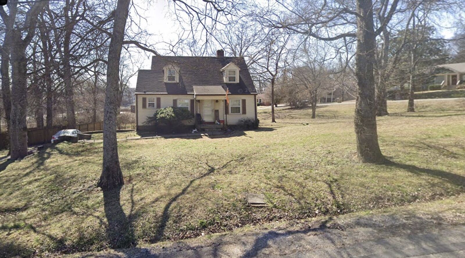 Property Photo: 210 Cliffdale Rd TN 37214