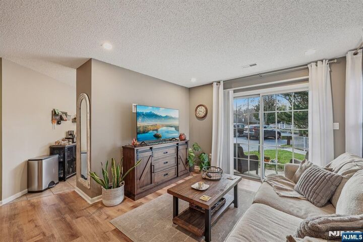 Property Photo:  1023 Castle Road  NJ 07430 