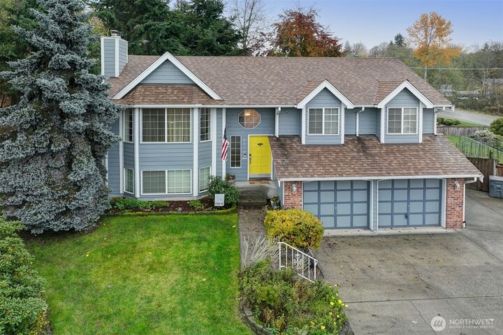 Property Photo: 2010 8th Street Ct SW WA 98371