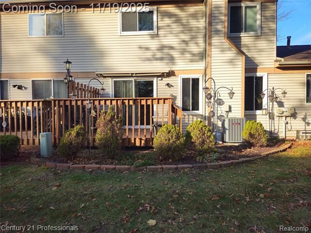 Property Photo: 35457 Pheasant Lane MI 48185