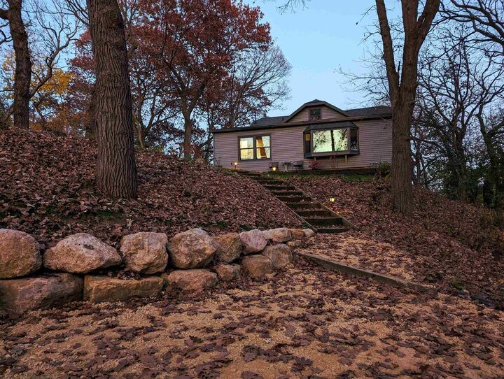 Property Photo:  10168 North Edgewood Shores Road  WI 53534 