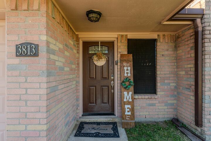 Property Photo:  3813 Shadow Bend Ln.  TX 77642 