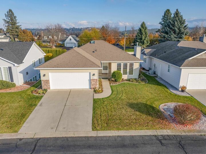 Property Photo: 2705 S Sunnybrook Ln WA 99037