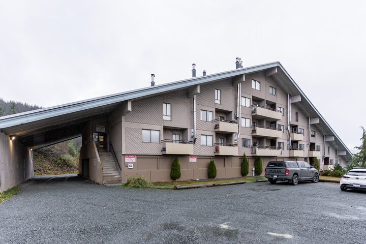 Photo de la propriété:  21000 Enzian Way 203B  BC V0M 1A1 