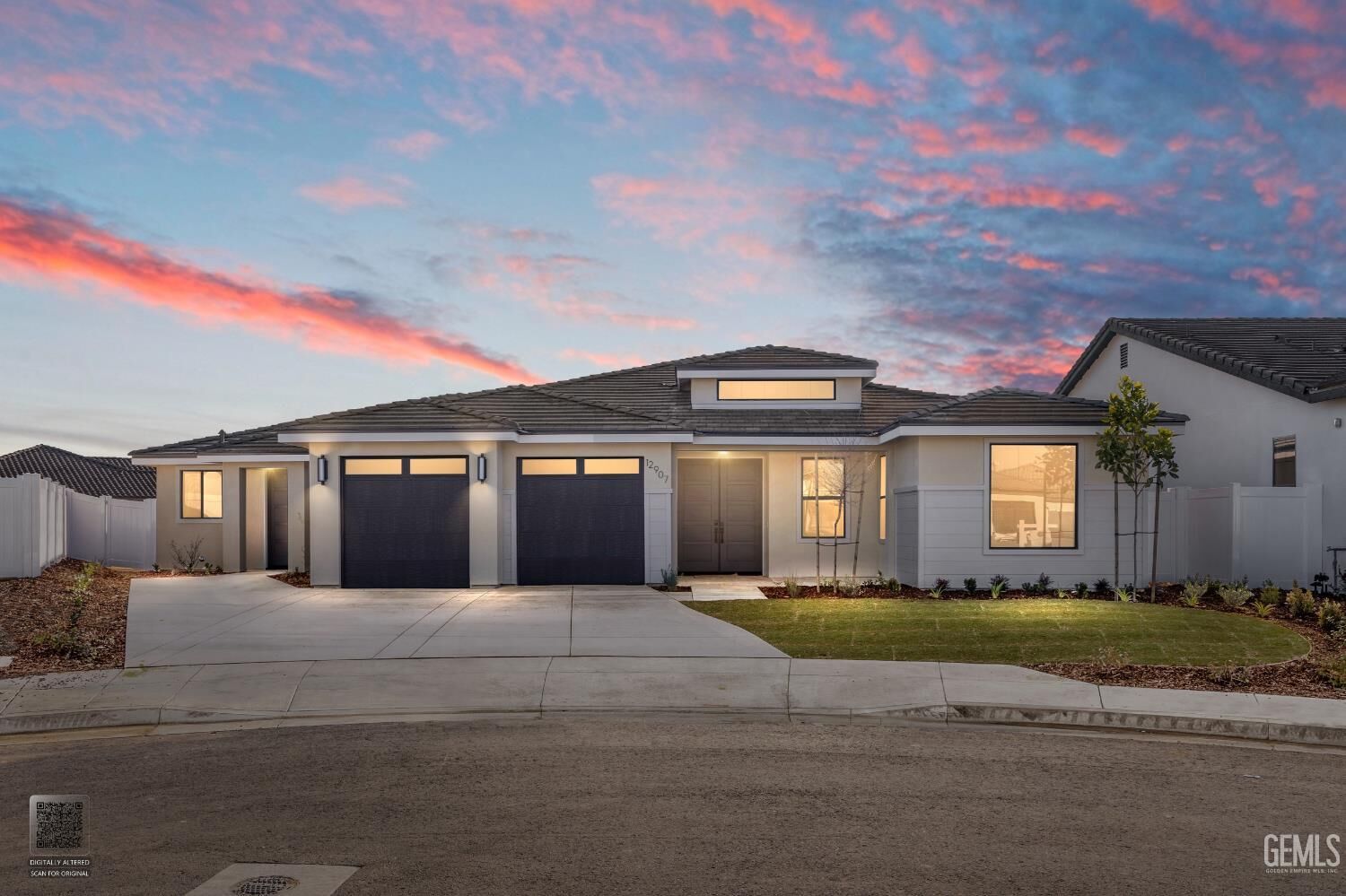 Property Photo:  12907 Altair Court  CA 93312 