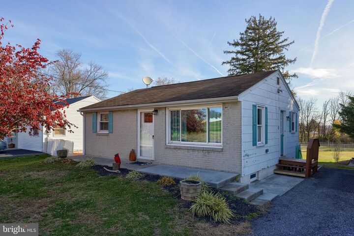 2761 Oakland Road  Dover PA 17315 photo