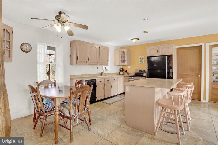 Property Photo:  115 Harlacher Road  PA 17316 